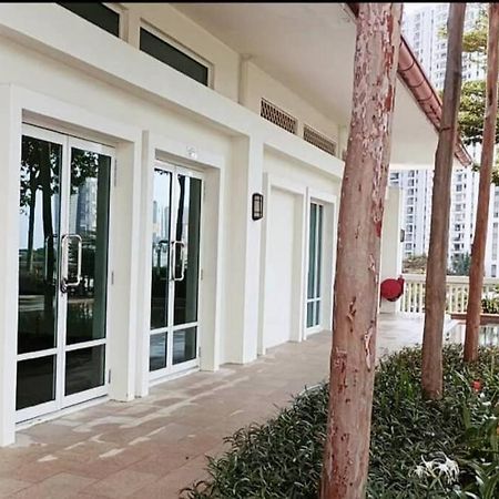 Straits Quay Marina Suites Penang 3E By Aurorahomes Bagan Jermal Εξωτερικό φωτογραφία